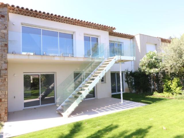 Villa de 5 pièces de luxe en vente Cavalaire sur Mer, Provence Alpes Côte d'Azur