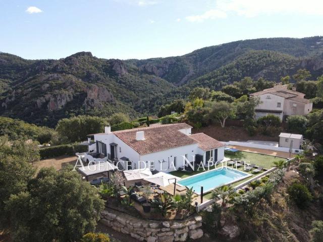 Villa de 5 pièces de luxe en vente Fréjus, France