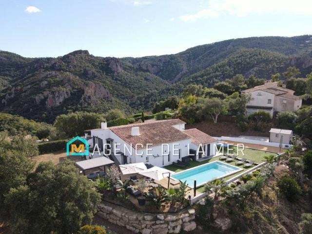 Villa de 5 pièces de luxe en vente Fréjus, Provence Alpes Côte d'Azur