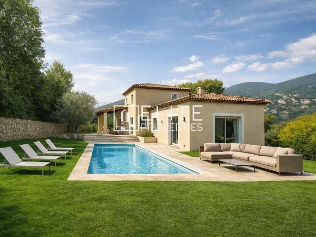 Villa de luxe de 6 pièces en vente Grasse, Provence Alpes Côte d'Azur