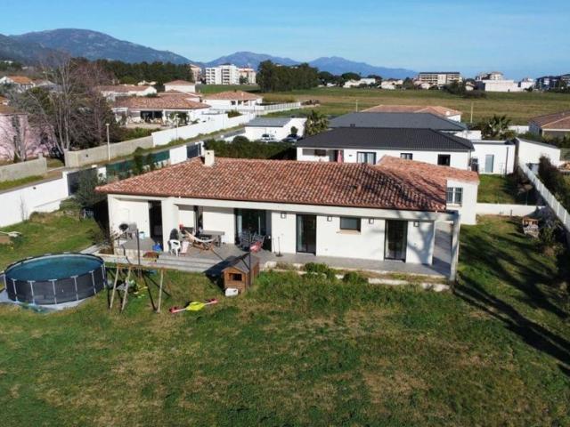 Villa de 5 pièces de luxe en vente Lucciana, France