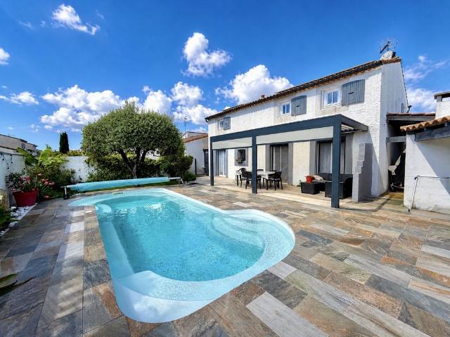Villa de 5 pièces de luxe en vente Lunel, France