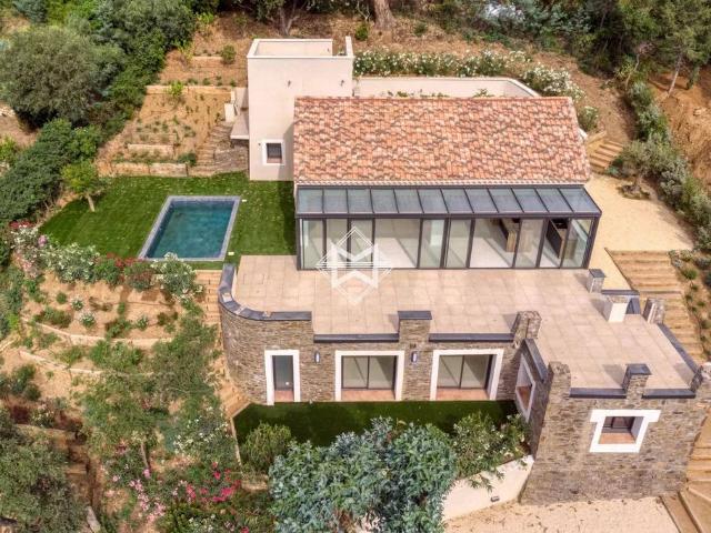 Villa de 5 pièces de luxe en vente La Croix Valmer, Provence Alpes Côte d'Azur
