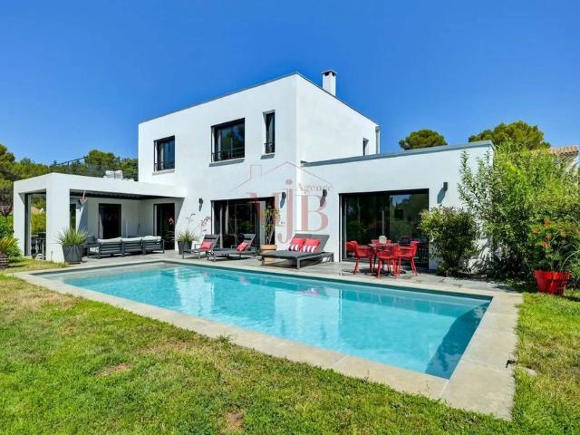 Villa de 5 pièces de luxe en vente Lambesc, Provence Alpes Côte d'Azur