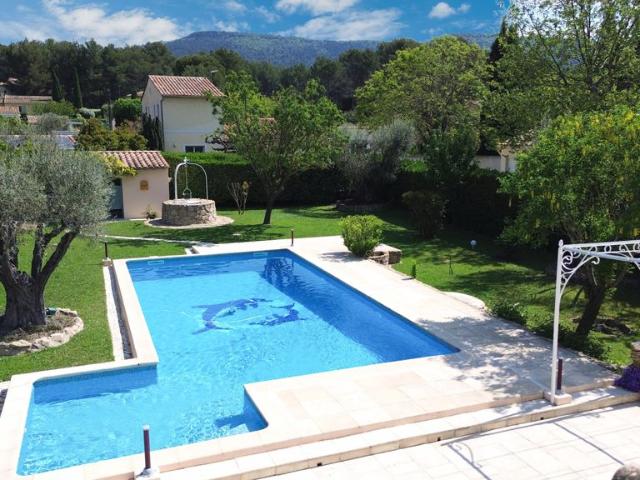 Villa de 5 pièces de luxe en vente Le Beausset, France