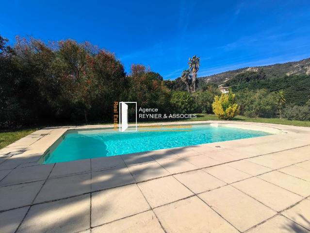 Villa de 5 pièces de luxe en vente Le Plan de la Tour, France