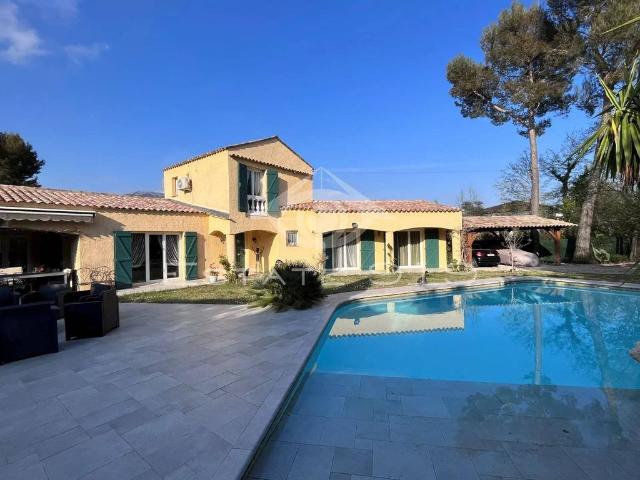 Villa de 5 pièces de luxe en vente Le Rouret, France