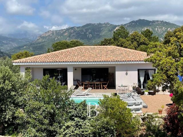 Villa de 5 pièces de luxe en vente Sainte Lucie de Porto Vecchio, Corse