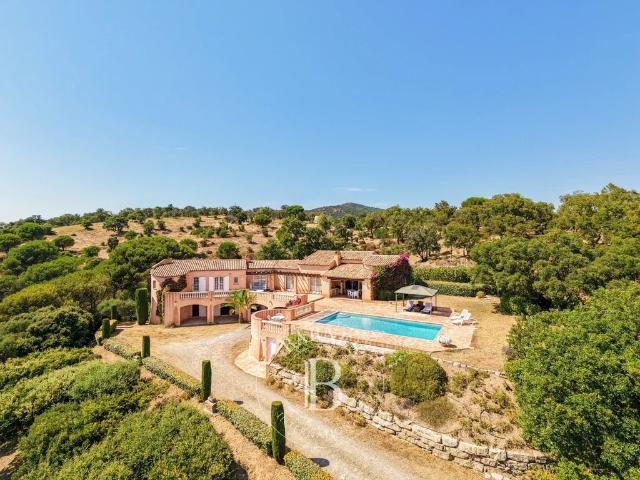 Villa de 5 pièces de luxe en vente Sainte Maxime, Provence Alpes Côte d'Azur
