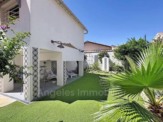 Villa de 5 pièces de luxe en vente Vallauris, Provence Alpes Côte d'Azur