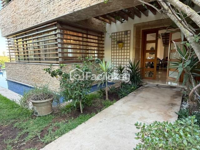Villa de 694 m² à Bouskoura