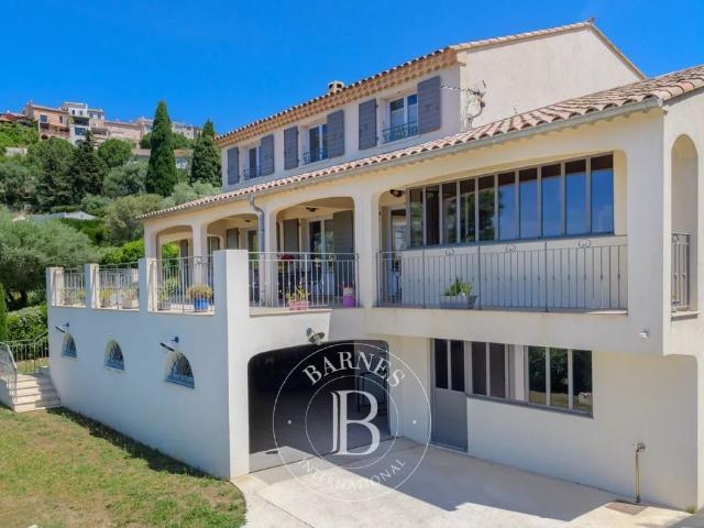 Villa de luxe de 7 pièces en vente Le Castellet, Provence Alpes Côte d'Azur