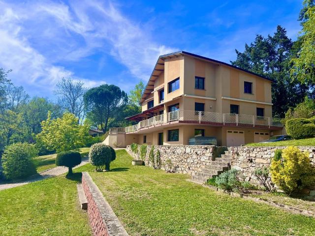 Villa de 6 chambres de luxe en vente Riorges, Auvergne Rhône Alpes