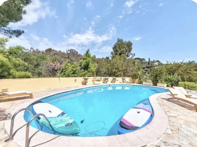 Villa de 6 pièces de luxe en location Vallauris, France