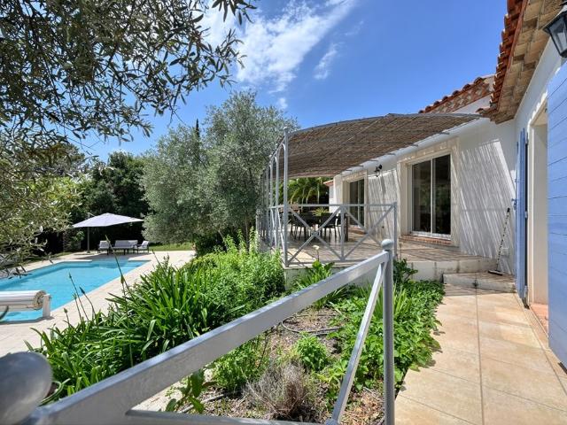 Villa de 6 pièces de luxe en vente Nîmes, Occitanie