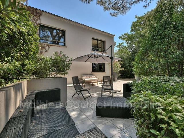 Villa de 6 pièces de luxe en vente Nîmes, France