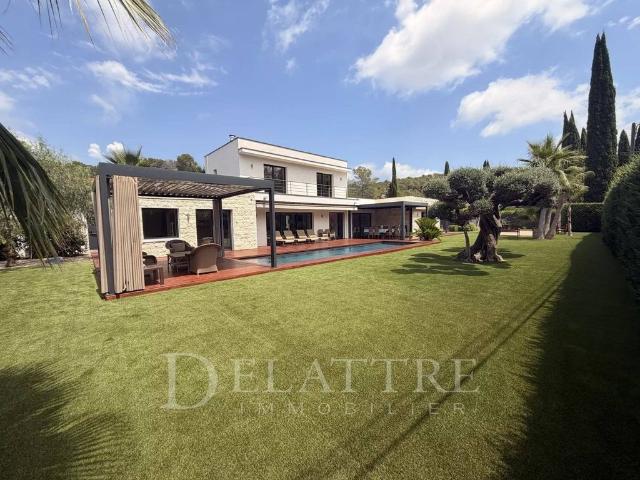Villa de 6 pièces de luxe en vente Opio, Provence Alpes Côte d'Azur