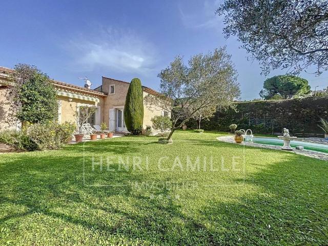 Villa de 6 pièces de luxe en vente Auribeau sur Siagne, France