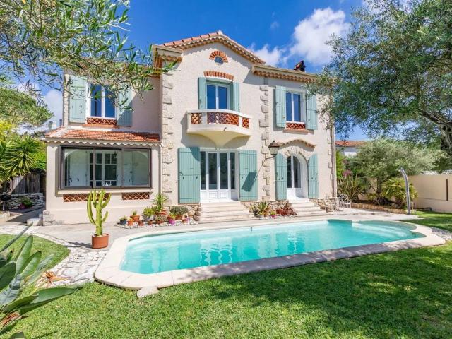 Villa de 6 pièces de luxe en vente Antibes, France