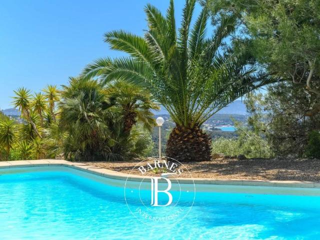 Villa de luxe de 6 pièces en vente Bandol, France
