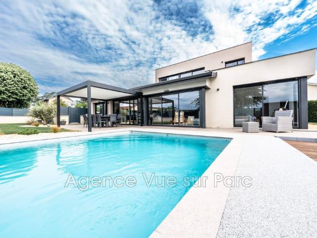 Villa de luxe de 6 pièces en vente Brindas, France