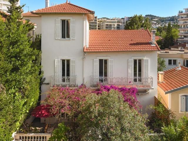 Villa de 6 pièces de luxe en vente Cannes, Provence Alpes Côte d'Azur