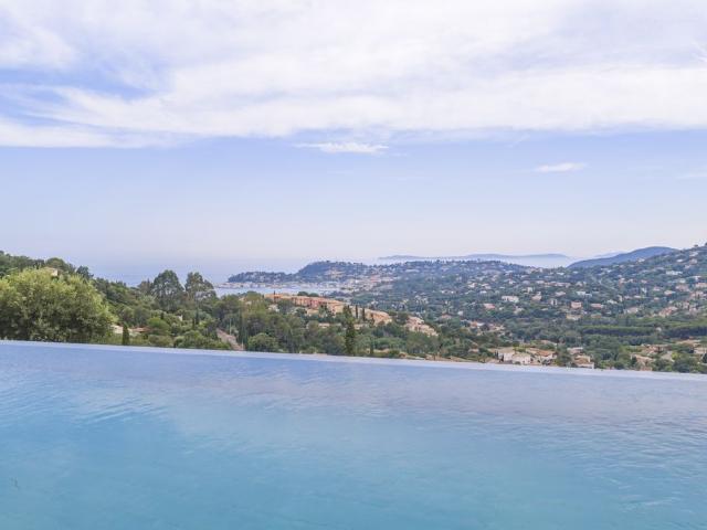 Villa de 6 pièces de luxe en vente Cavalaire sur Mer, France