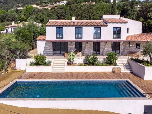 Villa de 6 pièces de luxe en vente Cavalaire sur Mer, France
