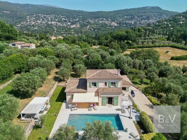 Villa de 6 pièces de luxe en vente Châteauneuf Grasse, France