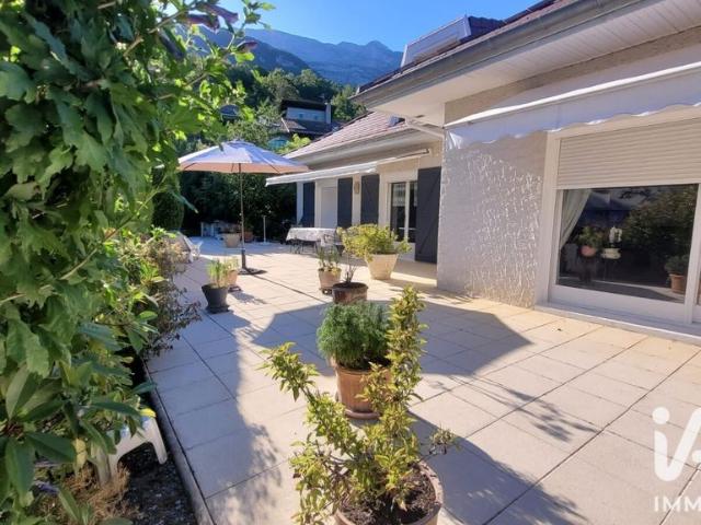 Villa de 6 pièces de luxe en vente Claix, France