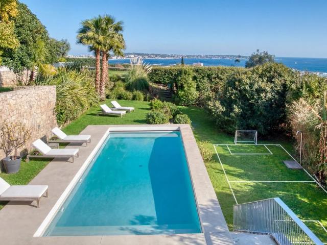 Villa de 6 pièces de luxe en vente Golfe Juan, Provence Alpes Côte d'Azur