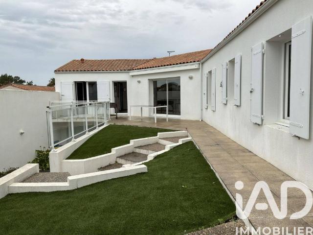 Villa de 6 pièces de luxe en vente Rivedoux Plage, France