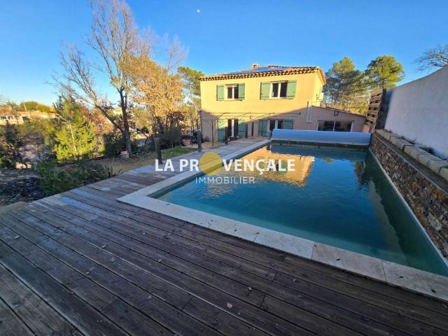 Villa de 6 pièces de luxe en vente Saint Maximin la Sainte Baume, France