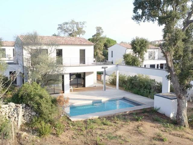 Villa de 6 pièces de luxe en vente Sainte Lucie de Porto Vecchio, France