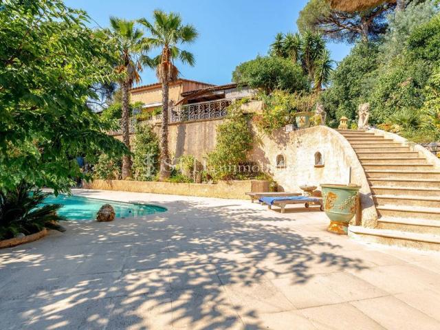Villa de 6 pièces de luxe en vente Sainte Maxime, Provence Alpes Côte d'Azur