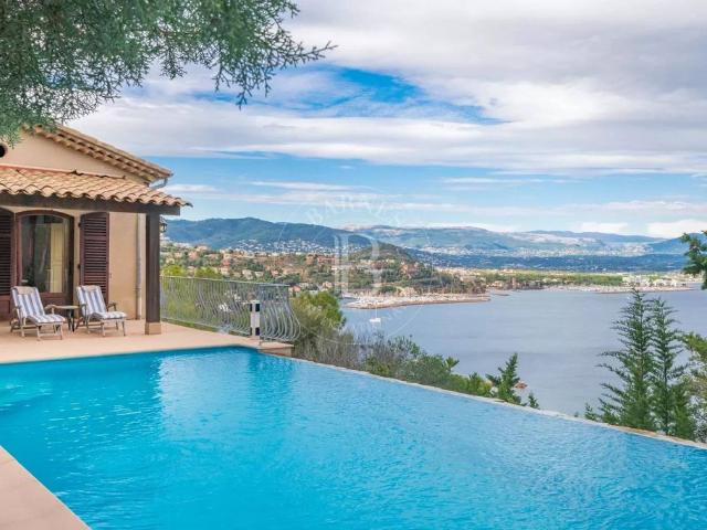 Villa de 6 pièces de luxe en vente Théoule sur Mer, Provence Alpes Côte d'Azur