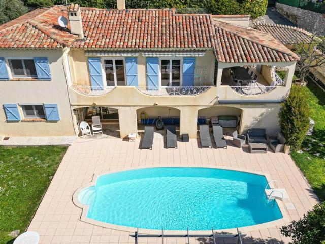 Villa de 6 pièces de luxe en vente Vence, Provence Alpes Côte d'Azur