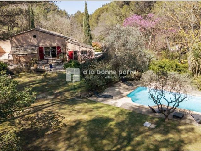 Villa de 6 pièces de luxe en vente Ventabren, Provence Alpes Côte d'Azur