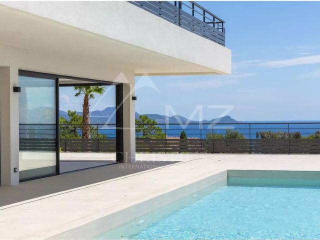 Villa de 7 chambres de luxe en vente Les Issambres, France