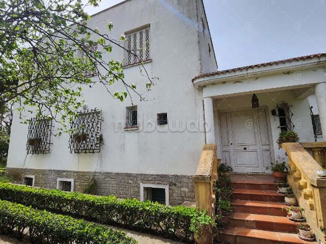 Villa de 7 pieces a vendre à Jbel kbir