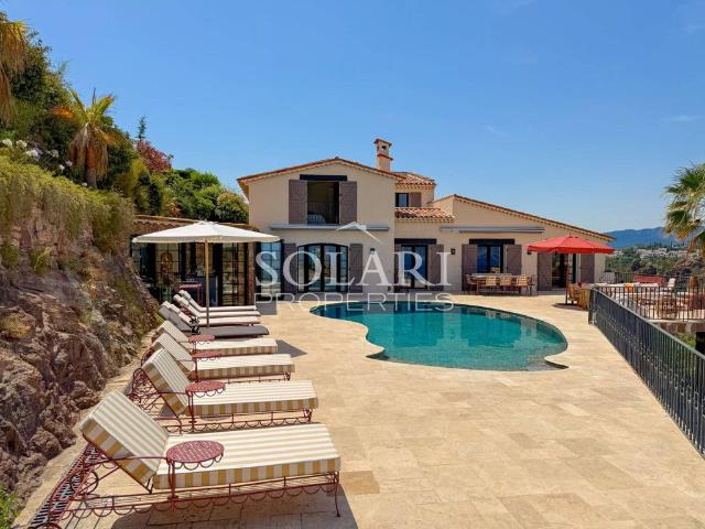 Villa de 7 pièces de luxe en location Théoule sur Mer, Provence Alpes Côte d'Azur