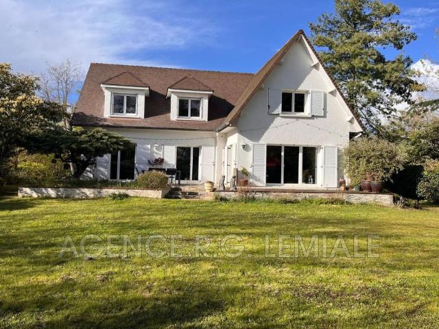 Villa de 7 pièces de luxe en vente Maisons Laffitte, Île de France