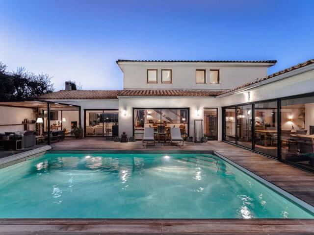 Villa de 7 pièces de luxe en vente Les Adrets de l'Estérel, France