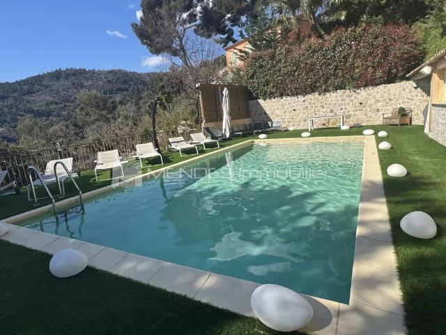 Villa de 7 pièces de luxe en vente Menton, Provence Alpes Côte d'Azur