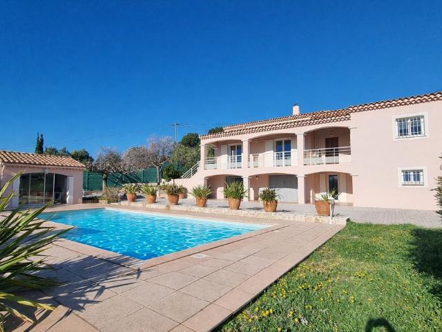 Villa de 7 pièces de luxe en vente Ollioules, France