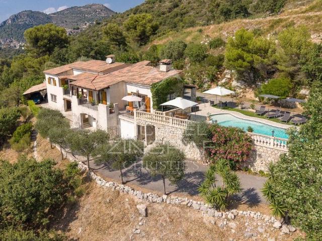 Villa de 7 pièces de luxe en vente Aspremont, Provence Alpes Côte d'Azur