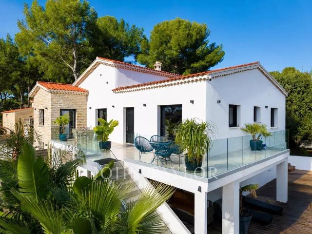 Villa de 7 pièces de luxe en vente Bandol, Provence Alpes Côte d'Azur