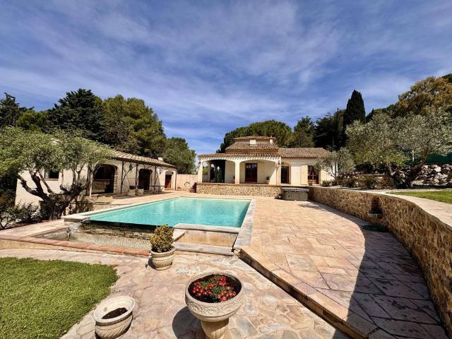 Villa de 7 pièces de luxe en vente Béziers, Occitanie