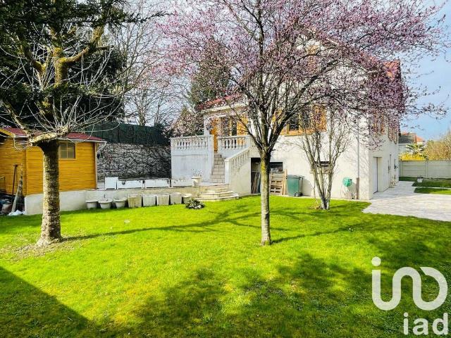 Villa de 7 pièces de luxe en vente Bry sur Marne, France
