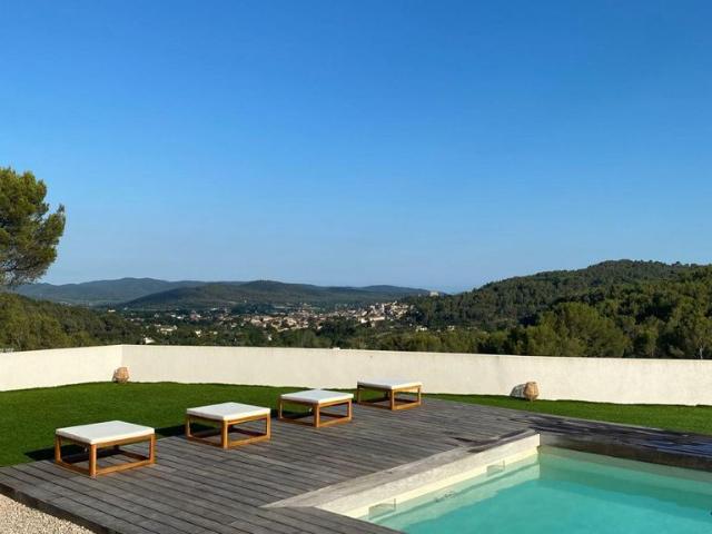 Villa de 7 pièces de luxe en vente Cuers, France